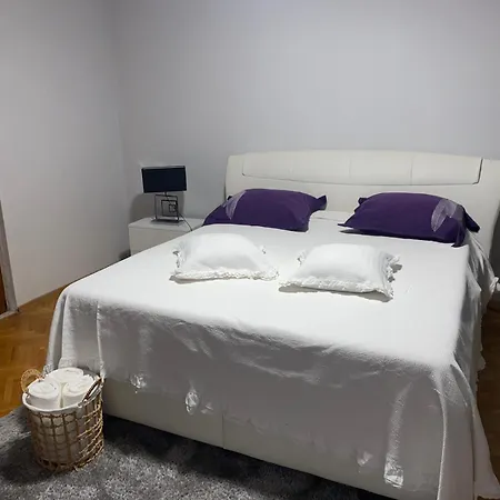 Lucka Biograd Apartment Opatijski Torovi