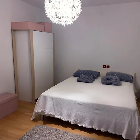 Lucka Biograd * Opatijski Torovi